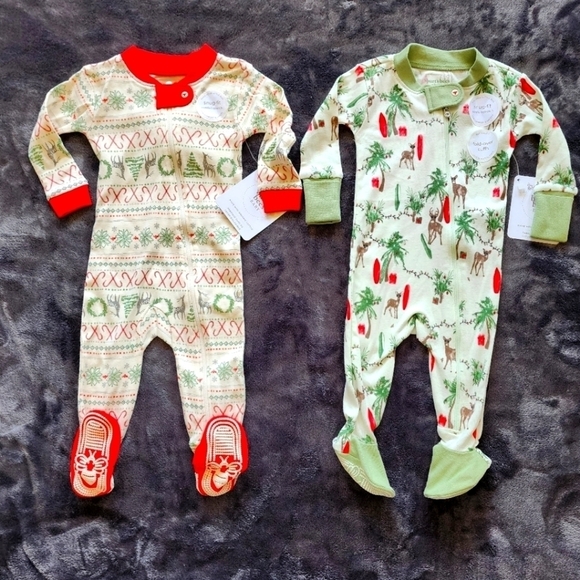 Burt's Bees Other - NEW baby girl or boy holiday Christmas Burt's bees footed pajama bundle size 6m